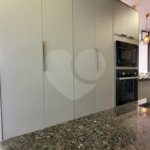 Apartamento de 2 quartos mobiliado à venda no Paraíso