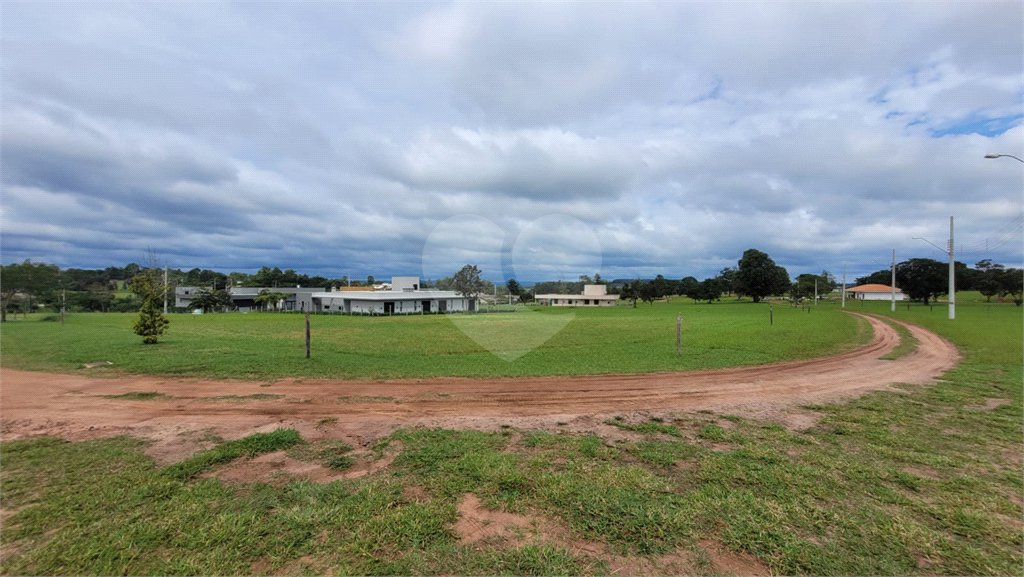 Loteamento à venda no Condomínio Vila Pinhal do Broa