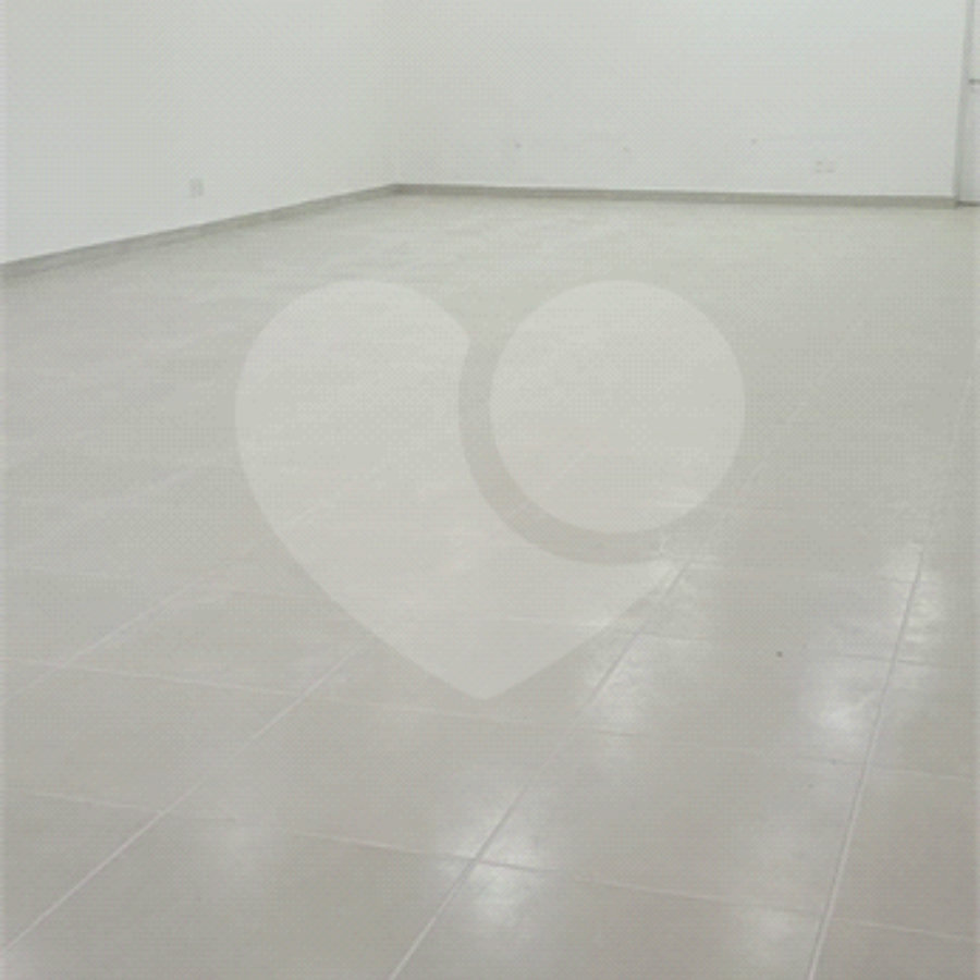 Indaiatuba- Centro - Locação - rua 24 de maio - terreno com 1111,68 ms - construido 269,70 ms - 1 salao com 7,00 (frente/largura) por 31,00 ms - fundos/comprimento e area totaR$ 15.000,00, mais iptu - Lateral com bloquinhos de concreto. Melhorando a segurança de acesso foi instalado portão e grade