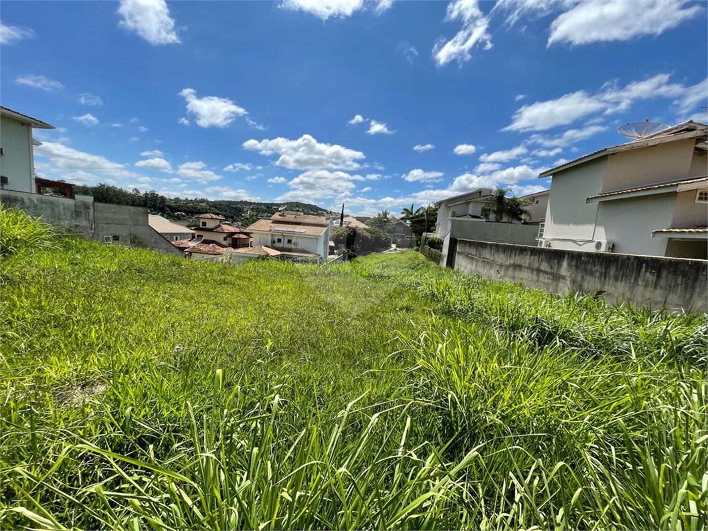 Terreno à venda em Villaggio Capríccio, Louveira, SP