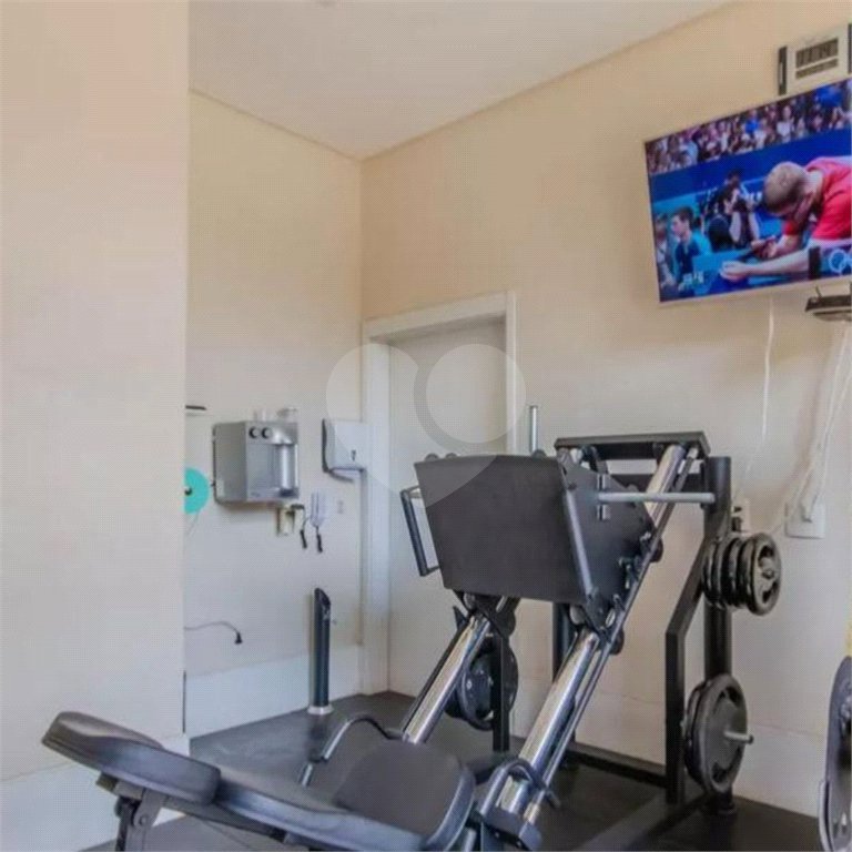 Apartamento no Ipiranga de 68m2 com 2 dorms, 1 suíte, 2 banheiros, 1 vaga. Estuda permuta.