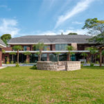 Casa à venda com 4 suítes no condomínio Vale da Santa Fé, Vinhedo - SP
