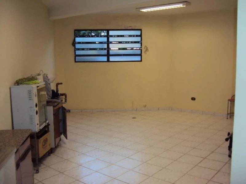 Sobrado à venda 400m² com 4 quartos, sendo 2 suítes, 6 vagas no Jardim Peri Peri próximo metrô Vila Sônia