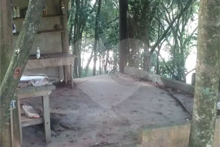 Casa à venda com 6 quartos, sendo 3 suítes,  em Monte Alegre, Vinhedo, SP