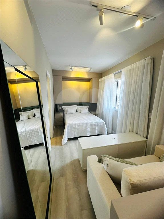 Studio mobiliado, a venda com 27m² - Lazer completo