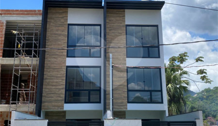 Triplex à venda com 3 suítes em Jacarepaguá, Rio de Janeiro, RJ
