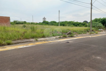 Terreno com 145,43 m² de área total.