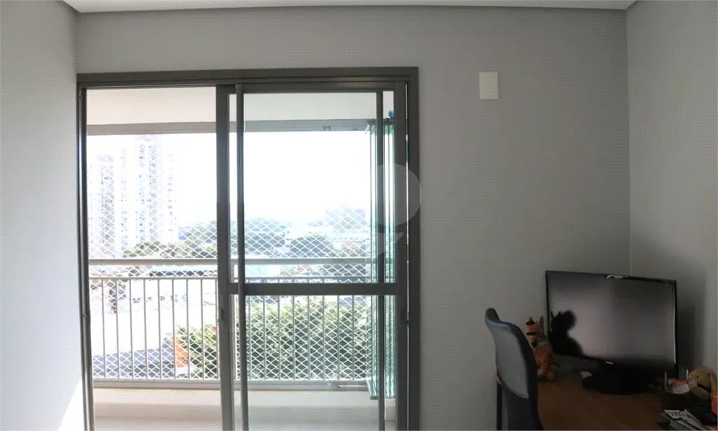 Apto com 3 quartos e Súite nq Barra Funda Ótima oportunidade !