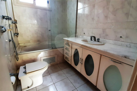 Casa Térrea à venda com 4 quartos, sendo 2 suítes, em Chácara Monte Alegre, São Paulo, SP