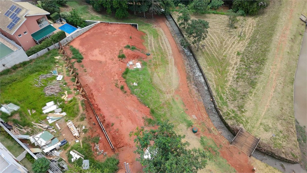 Lote / Terreno 860m² - Condominio Figueira Garden