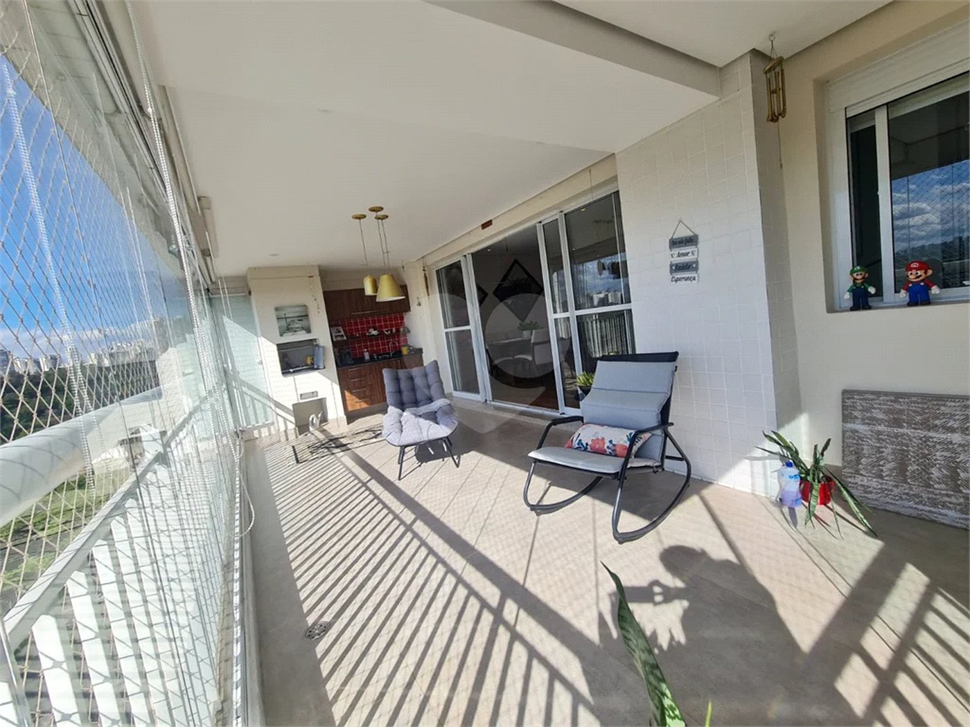 Apartamento à venda com 4 quartos, sendo 3 suítes, em Jardim Marajoara, São Paulo, SP