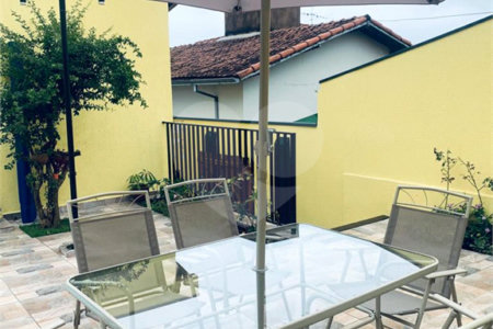 CASA TERREA NO CENTRO