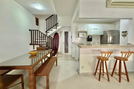 Apartamento Duplex bem localizado com 3 Quartos à venda, 120m² - Enseada, Guarujá - SP