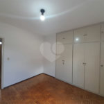Casa Disponível para Venda ou Locação na Vila Nery – Ideal para Residência ou Comércio