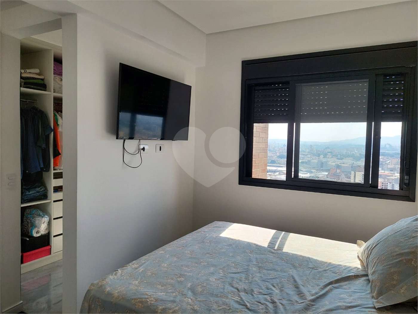 Apartamento no Brás repleto de lazer com 50 m² com 2 dormitórios e 1 vaga, Estuda Permuta