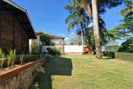 EXCELENTE RESIDÊNCIA À VENDA NO CONDOMÍNIO COLINAS VERDES – ARUJÁ/SP