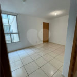 Apartamento no Condomínio Monte Everest.