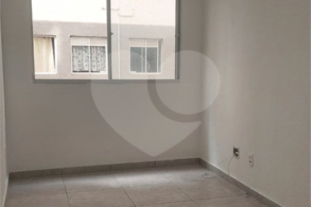 Apartamento à venda com 42m² 2 dormitórios e 1 vaga de garagem