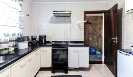 Sobrado à venda com 3 quartos, sendo 1 suíte,  em Jardim Bonfiglioli, São Paulo, SP