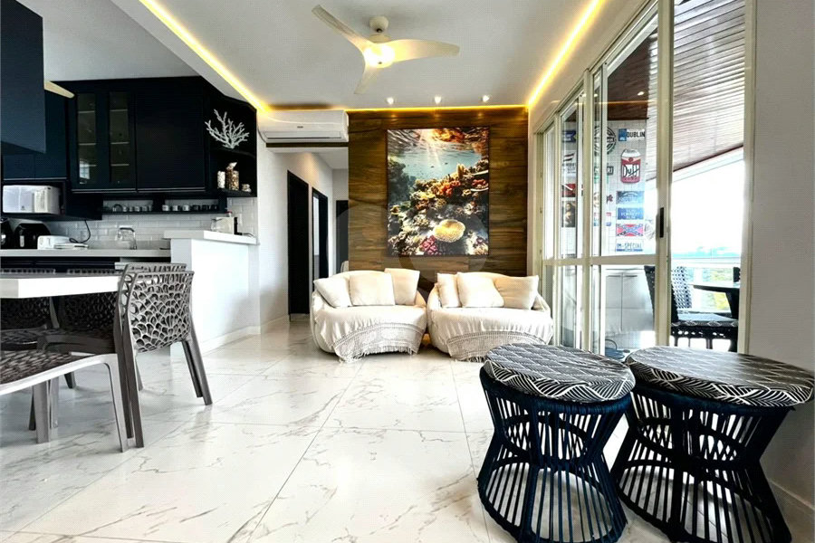 Apartamento à venda com 3 quartos, sendo 1 suíte,  em Riviera de São Lourenço, Bertioga, SP
