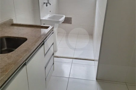 Apartamento à venda em Vila Gumercindo – 55m²