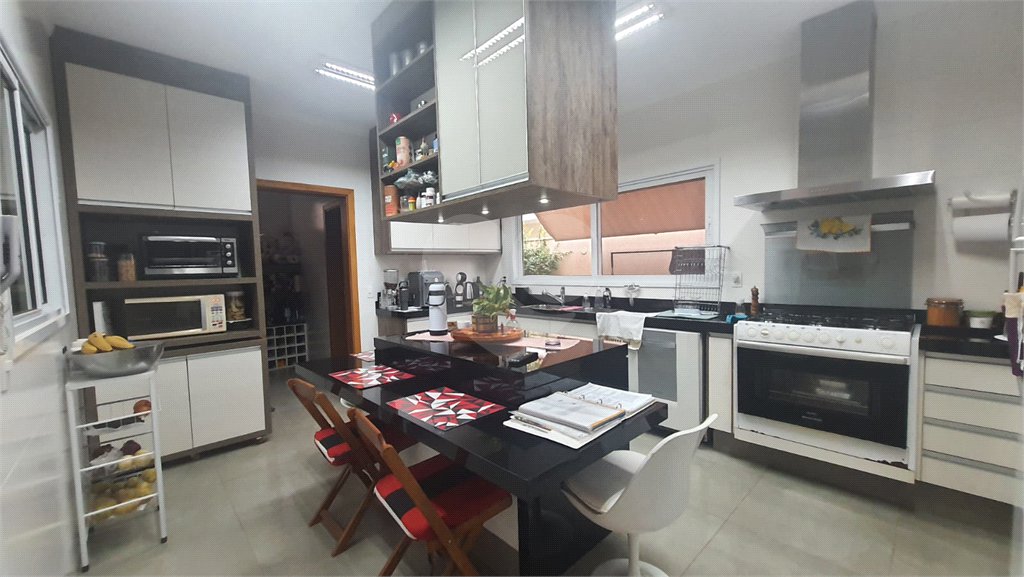 Casa no condomínio Damha II á venda!