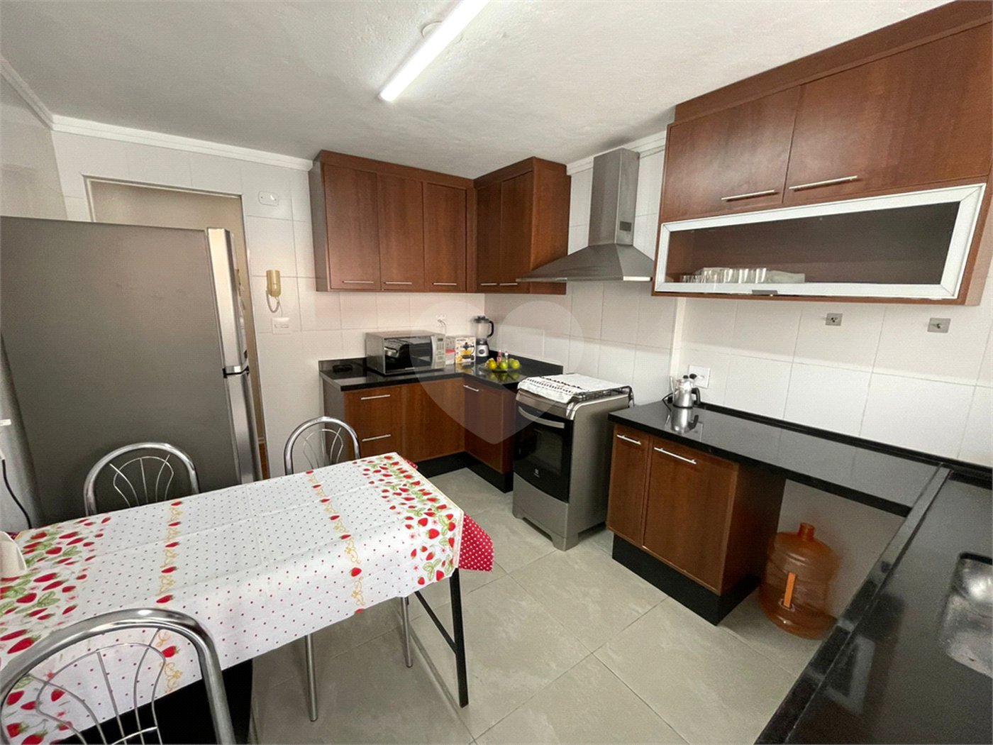 Apartamento na Água Fria – 2 Dormitórios, Cozinha Planejada e Excelente Localização
