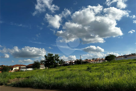Área à Venda em Descalvado – 8.900 m² | Excelente Localização