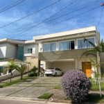 Linda casa Condomínio Santa Isabel I