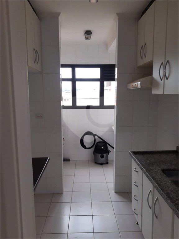 Apartamento no Condomínio Residencial Hadad.