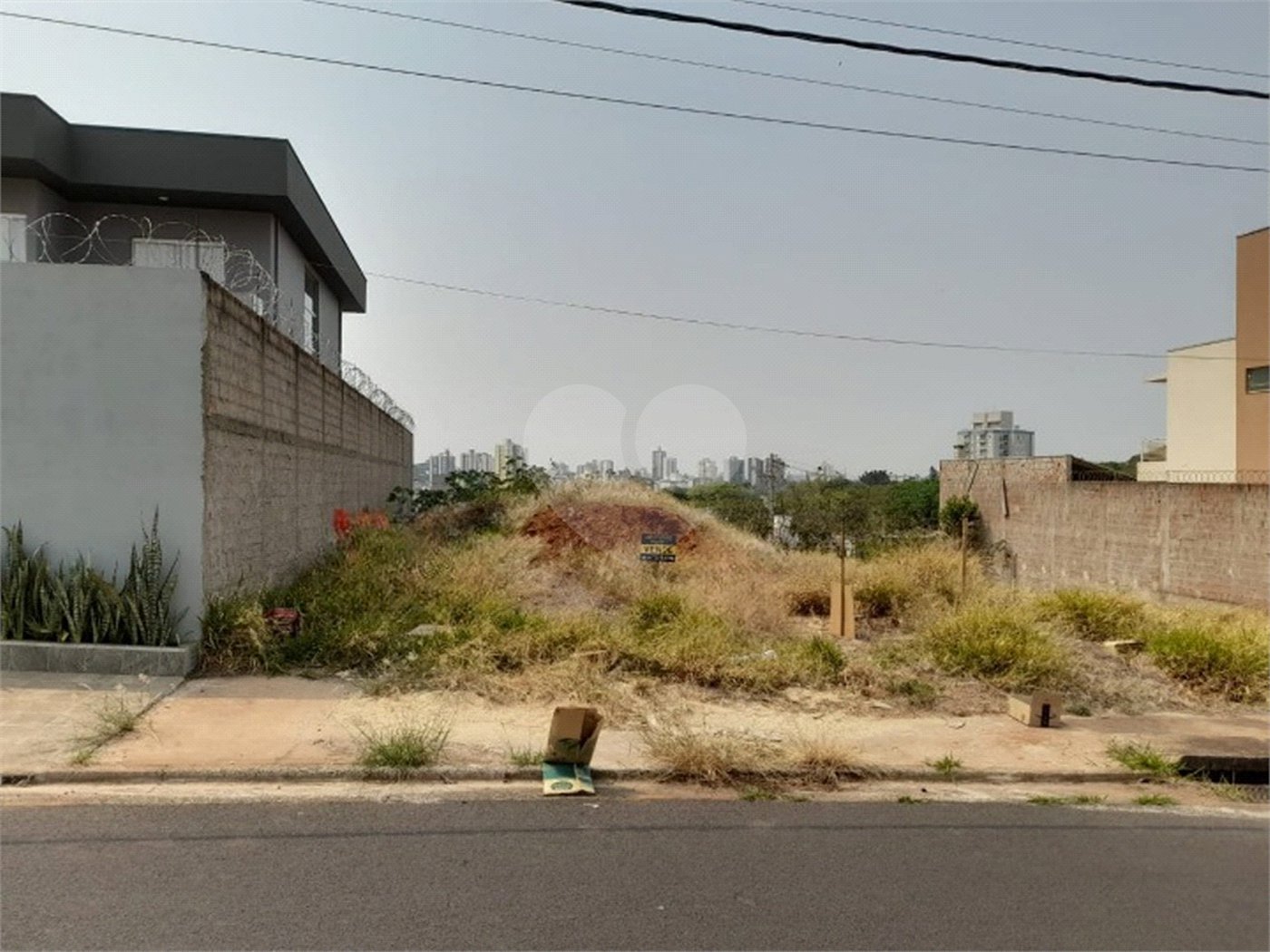 Terreno à Venda no Bairro Santa Julia - São Carlos