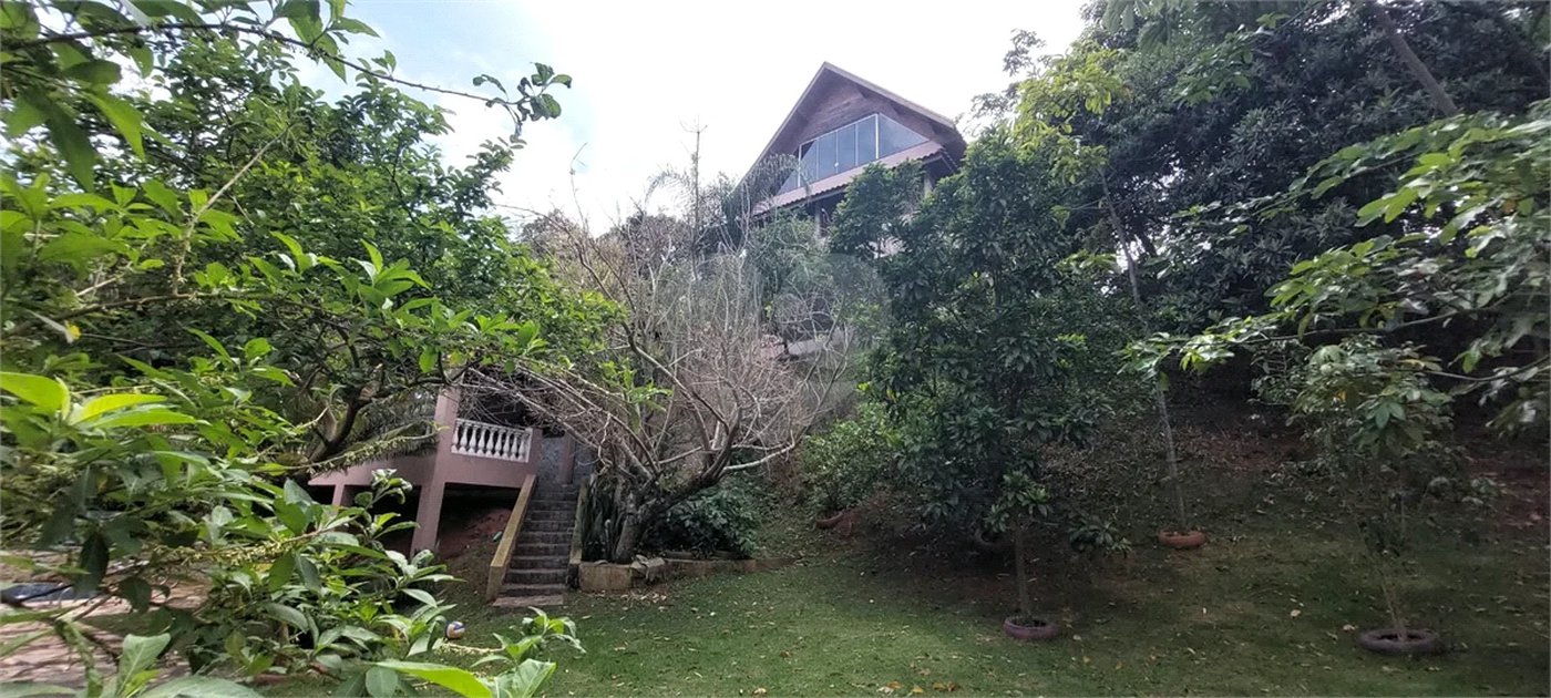 LINDA CHÁCARA A VENDA - CONDOMINIO ALPES D'OURO - BOM JESUS DOS PERDÕES