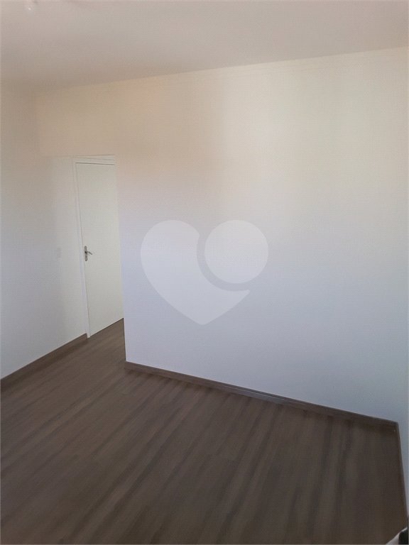 Apartamento com 2 dormitórios.