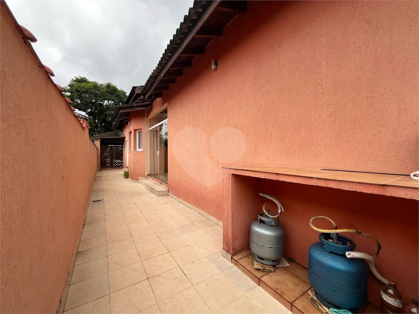 Casa à venda com 6 quartos, sendo 3 suítes, em Morada da Praia, Bertioga, SP
