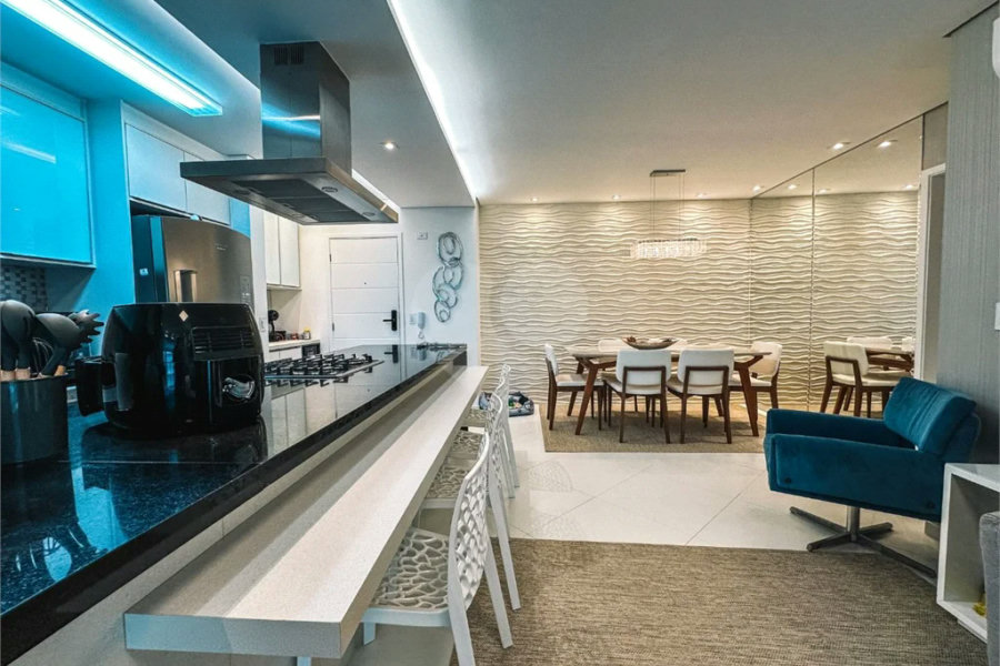 Apartamento à venda com 3 quartos, sendo 2 suítes,  em Riviera de São Lourenço, Bertioga, SP