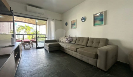 Apartamento à venda com 3 quartos, sendo 1 suíte,  em Riviera de São Lourenço, Bertioga, SP