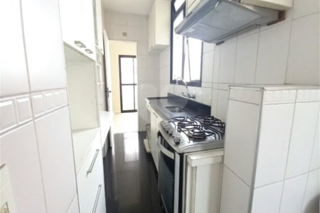 Excelente apartamento, 3 quartos e 2 vagas, para venda na Aclimação!