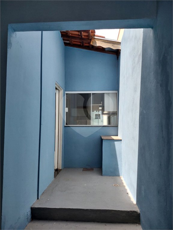 Casa térrea no Cidade Aracy .