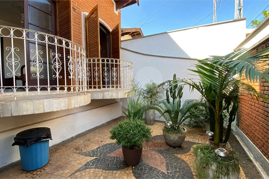 Excelente casa no Jardim Brasilia 3 dormitórios sendo 1 suíte