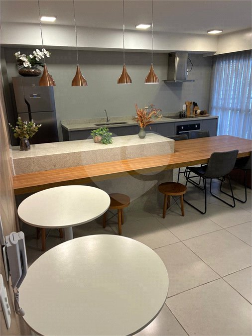 Apartamento para locação na Pompéia | 52 m² | 2 dormitórios (1 suíte) | 1 vaga