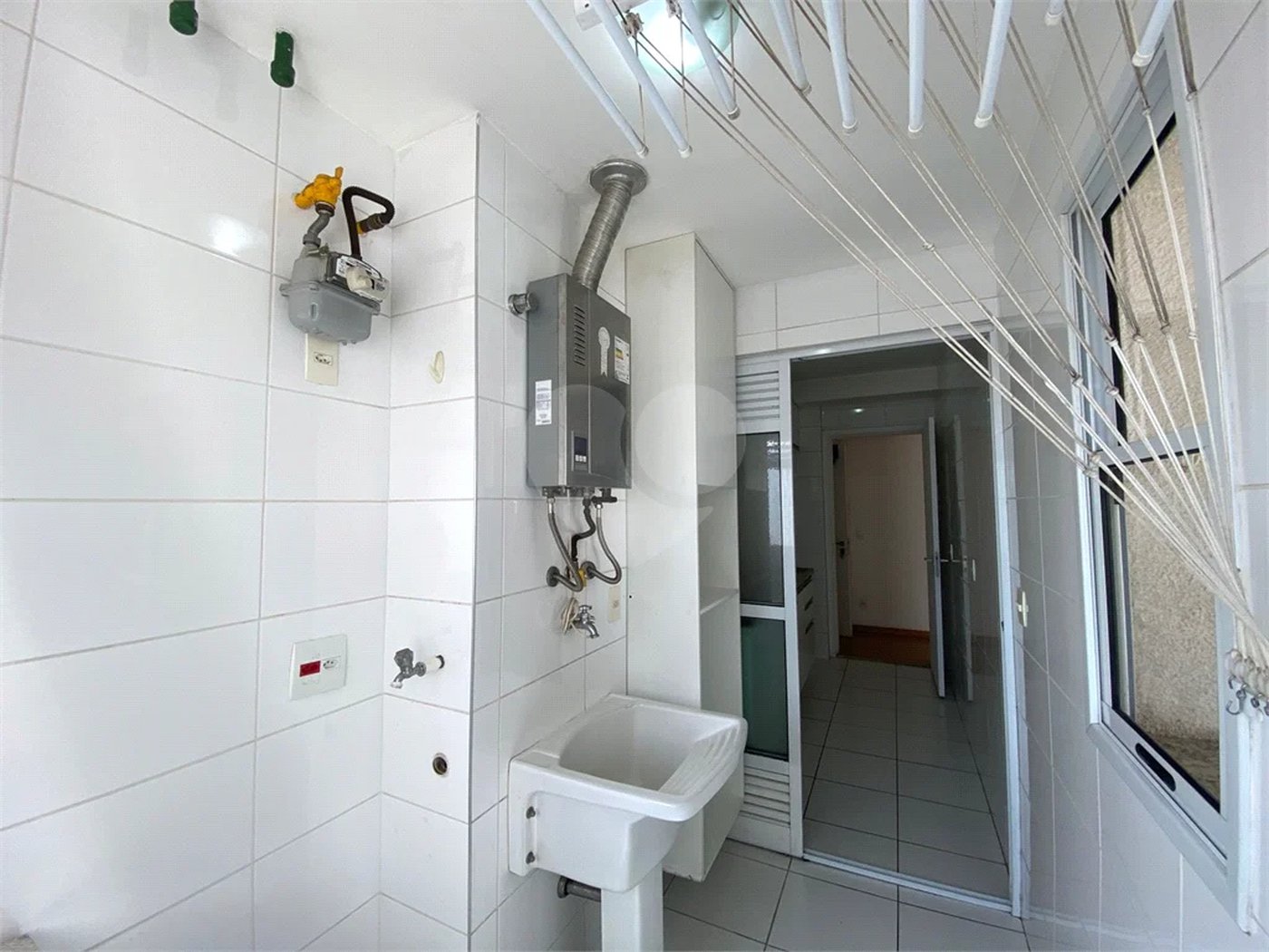APARTAMENTO A VENDA NA VILA LEOPOLDINA COM 03 DORM 1 SUITE E 2 VAGAS DE GARAGEM