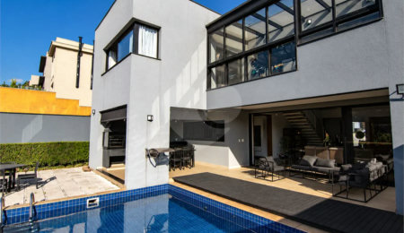 Casa à venda com 5 suítes no condomínio Campos do Conde, Santana de Parnaíba - SP