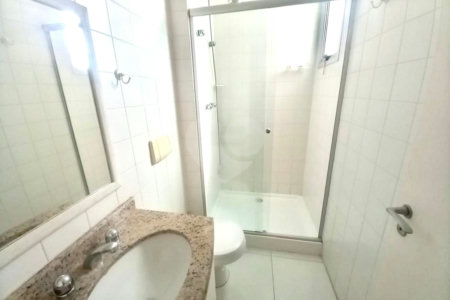 Apartamento duplex mobiliado para alugar em Moema de 74 metros quadrados 2 suítes 2 vagas lazer comp