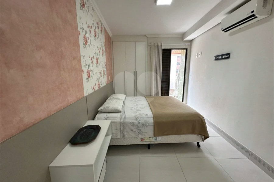 Apartamento à venda com 3 quartos, sendo 1 suíte, em Riviera de São Lourenço, Bertioga, SP