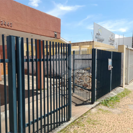 Casa à Venda na Rua Conde do Pinhal - São Carlos/SP