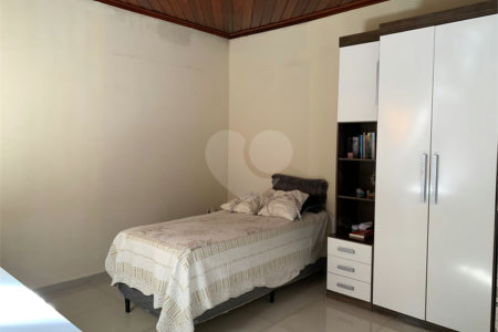Casa de 3 quartos em Ibaté - SP