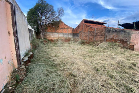 Terreno na Avenida São Carlos