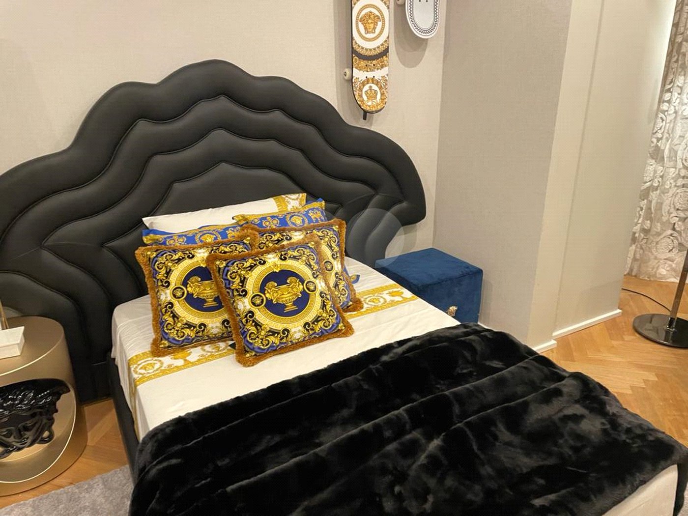 Cobertura de Luxo com 290m² no Villa Versace Moema: A Elegância Italiana no Coração de São Paulo