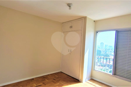 APARTAMENTO 1 DORMITÓRIO COM VAGA