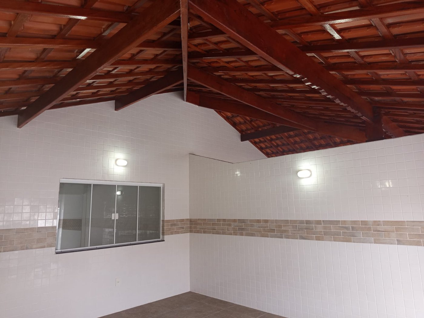 🌊✨ Oportunidade Única na Praia Grande – Casa Nova com Piscina a Apenas 390m do Mar! ✨🌊